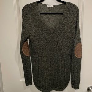 Green sweater cozy